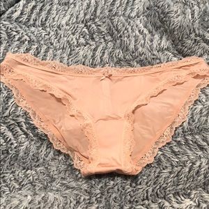 ISO Victoria’s Secret Dream Angels Cheekini